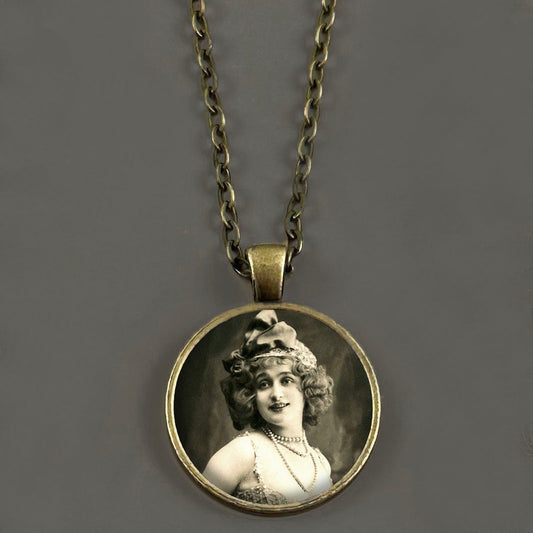 Make Your Own Photo Necklace Kit 25mm Circle Antique Bronze Gold