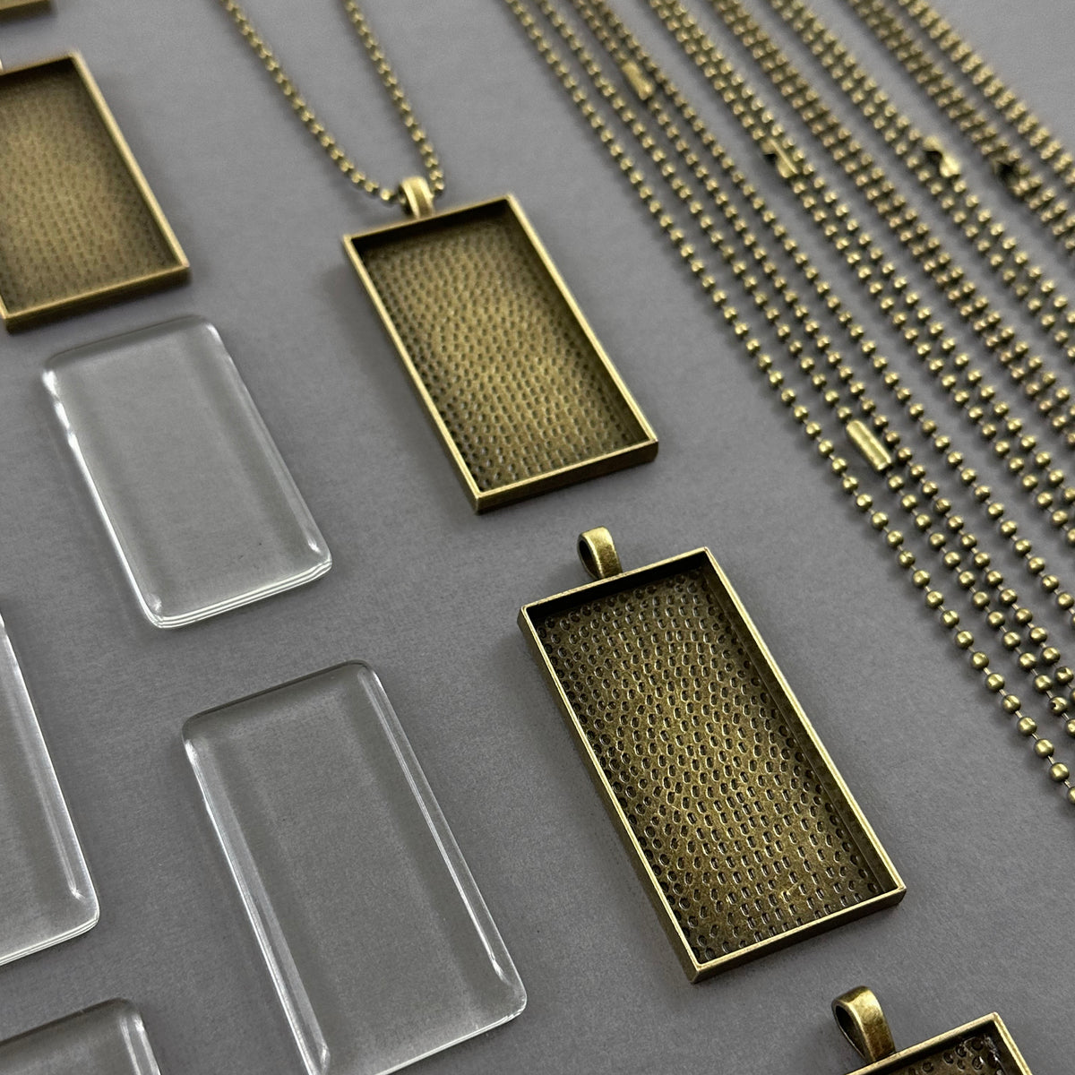 10 Antique Bronze Rectangle Pendants: Hollow Resin Bezel Connectors 10 Antique Bronze Rectangle Pendants: Hollow Resin Bezel Connectors