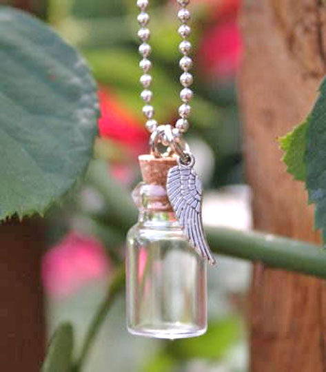 10 Pack Mini Glass Trinket Bottles w/ Ball Chains & Angel Wing Charms